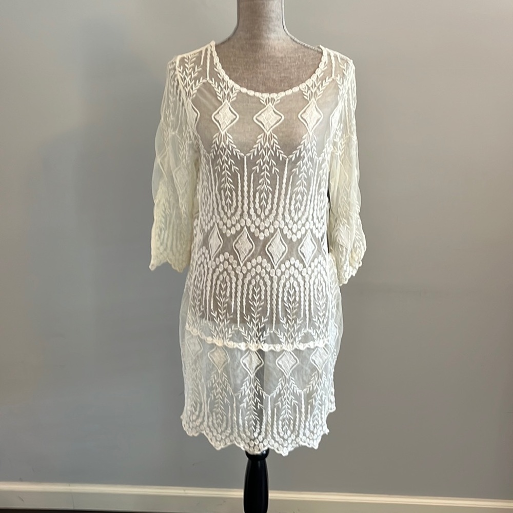 Grass collection size medium cover up in lace and embroidered.  Cream color.